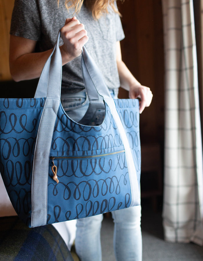 Poolside Tote Pattern - Color Riverbend Big Sur Poolside Tote