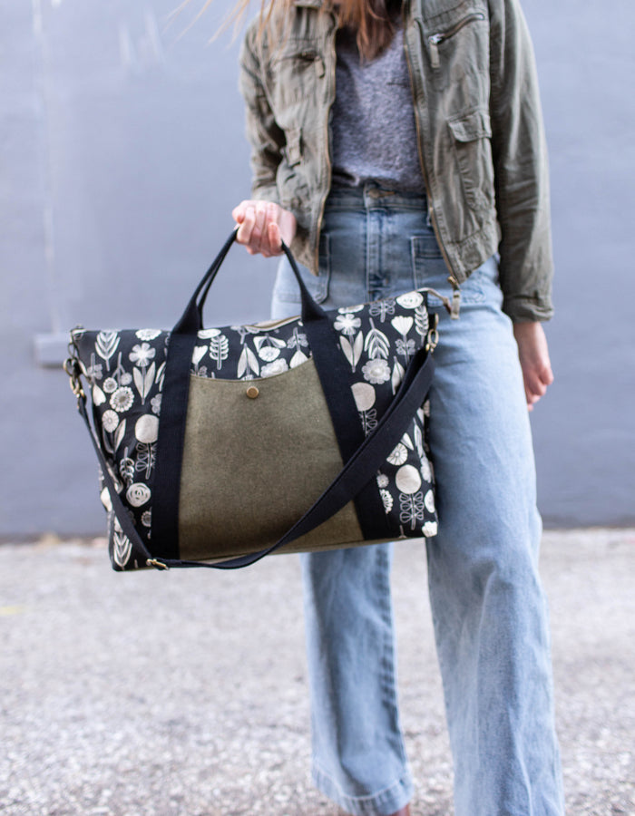 Oxbow Tote Pattern - Color Overnight size