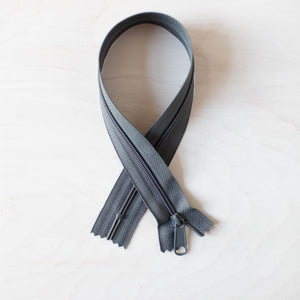 Color Dark Gray