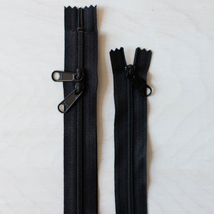 Color Black