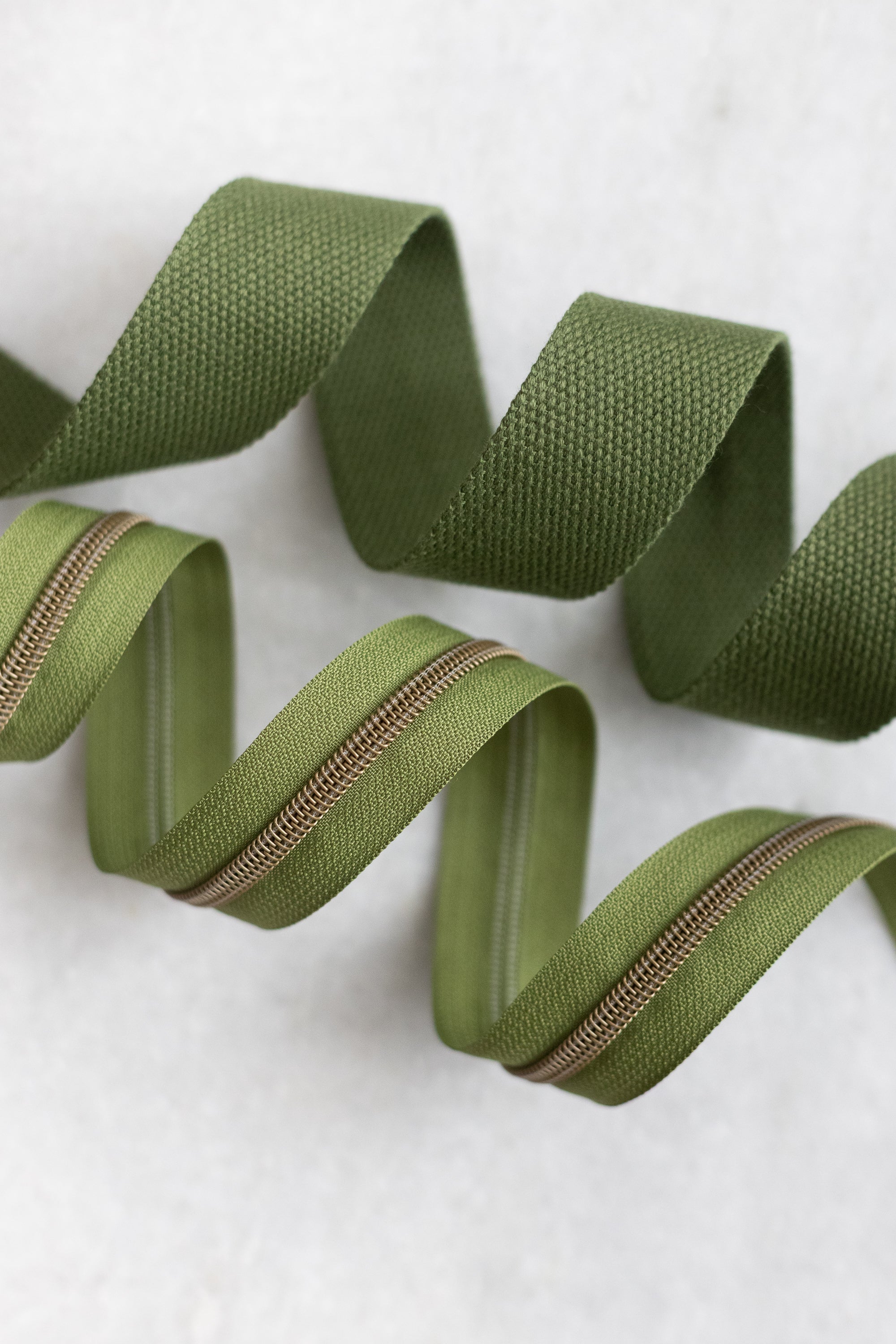Cactus - #5 Bronze Nylon Zipper Tape