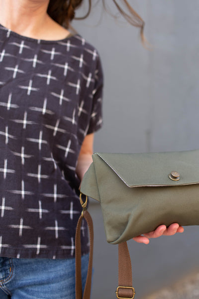DIY Leather Belt Bag // Free Pattern & Tutorial