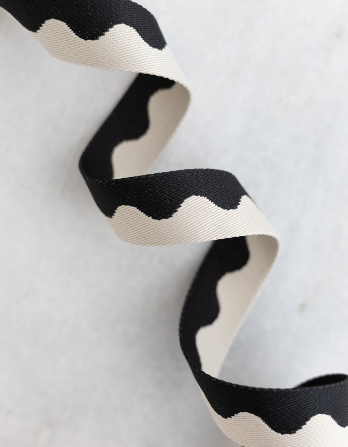 Wavy Webbing (1.5