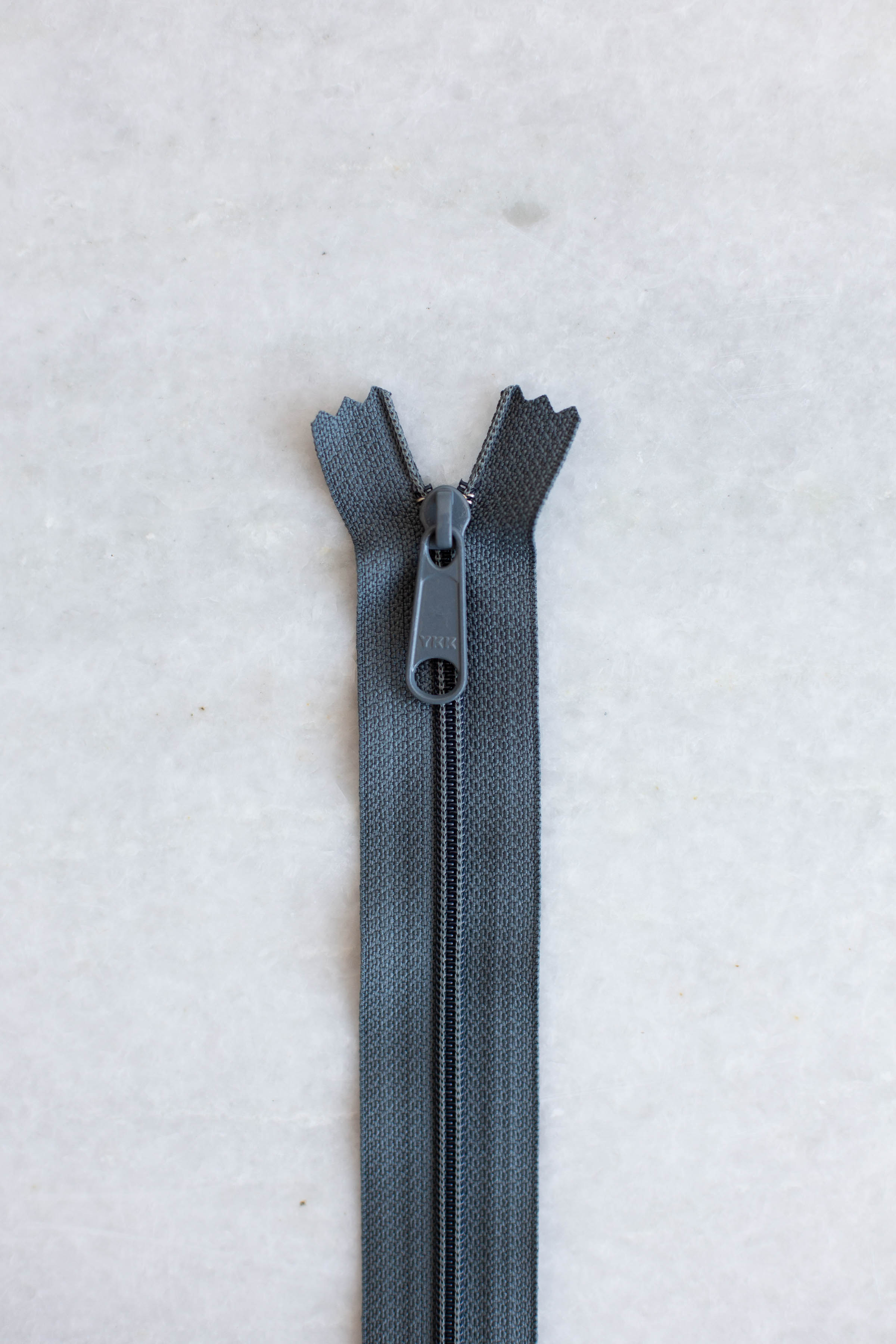 8"/20.5 cm Nylon Handbag Zipper