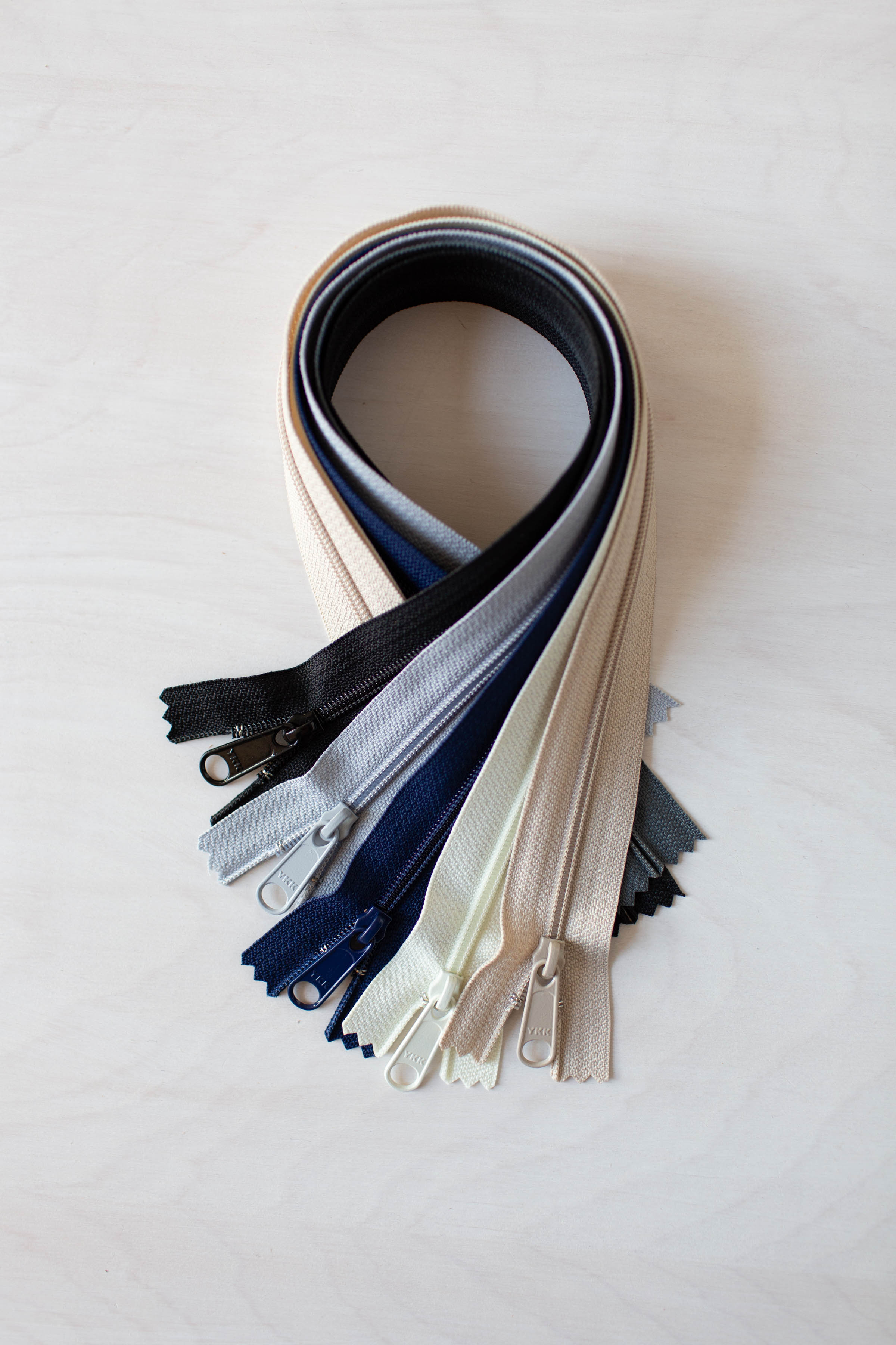 Color 16" Handbag Zippers
