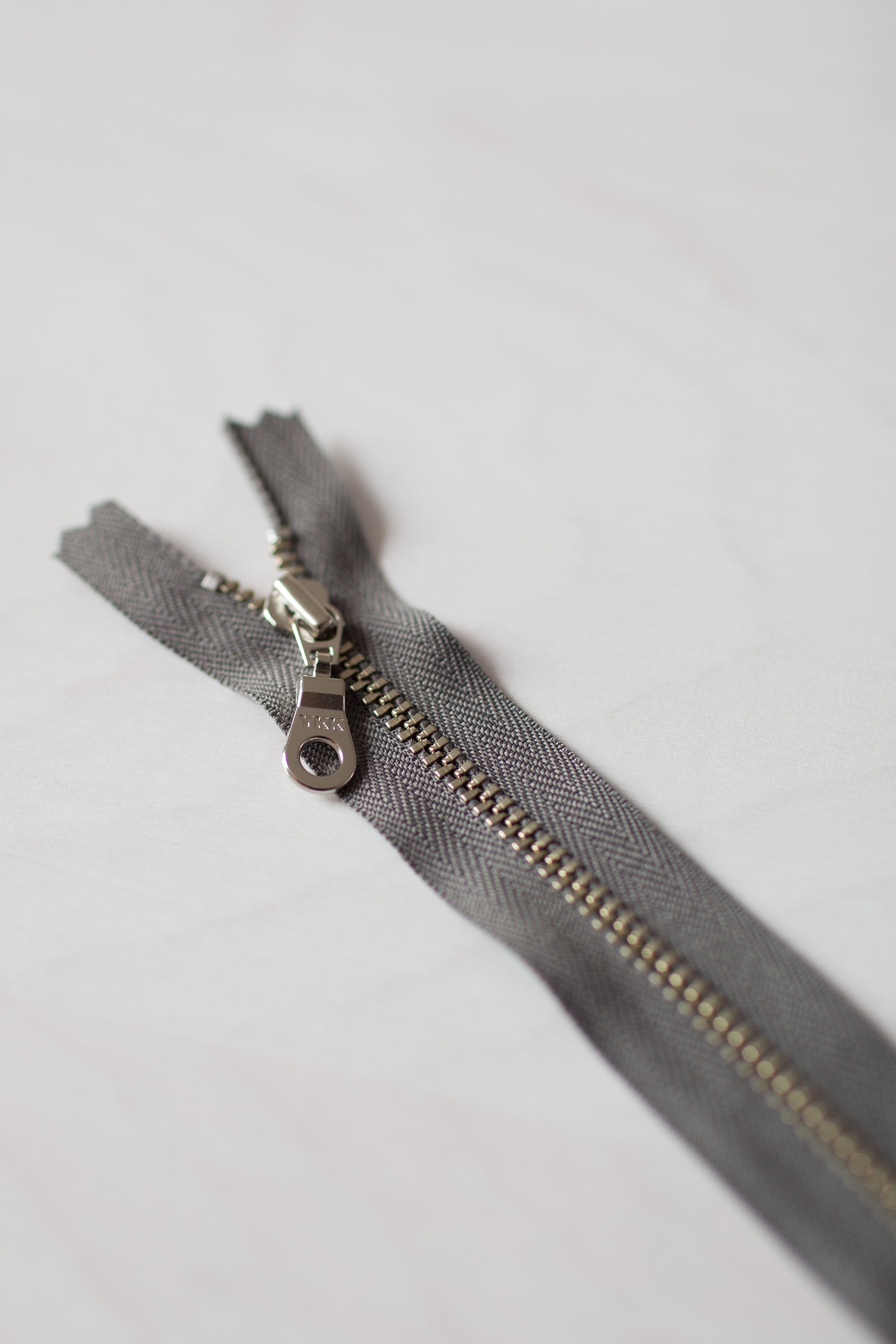 Color Nickel/Gray